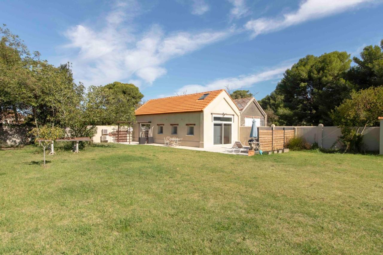 Maebrilu Camargue Provence Bed and Breakfast Salin-de-Giraud Exteriör bild