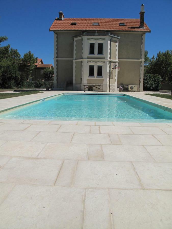 Maebrilu Camargue Provence Bed and Breakfast Salin-de-Giraud Exteriör bild